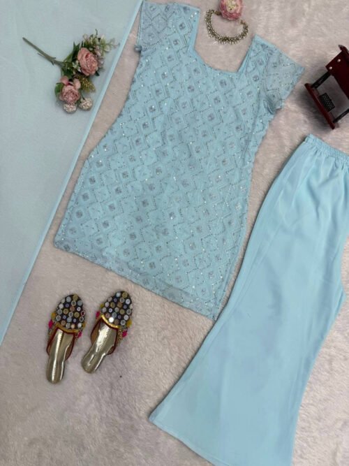 KD1543_4.jpg 90s Iconic Sky Blue Kurti Set